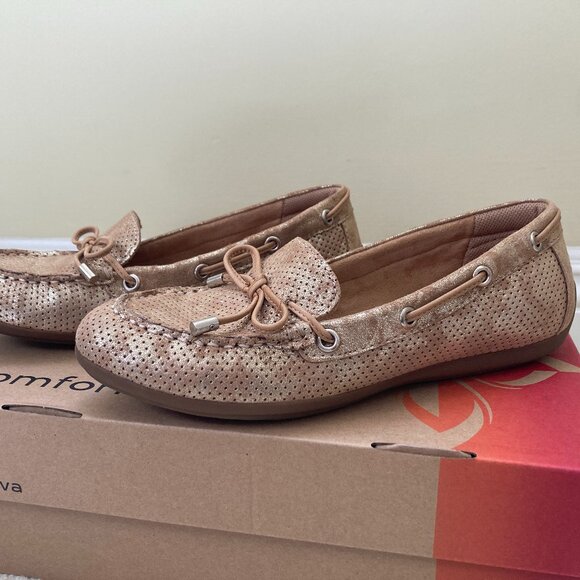 Comfortiva Flats - Picture 1 of 1